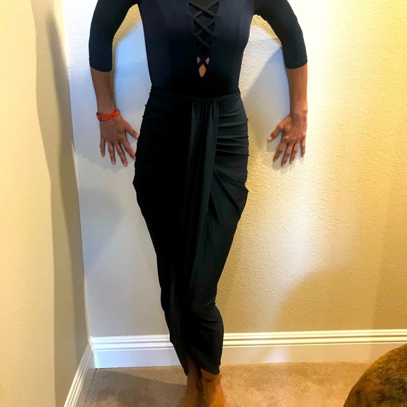Sexy Navy long dress with criss cross front - Picture 8 of 8